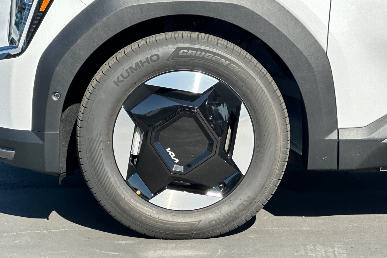 New 2026 Kia EV9 Wind AWD/4WD image 25