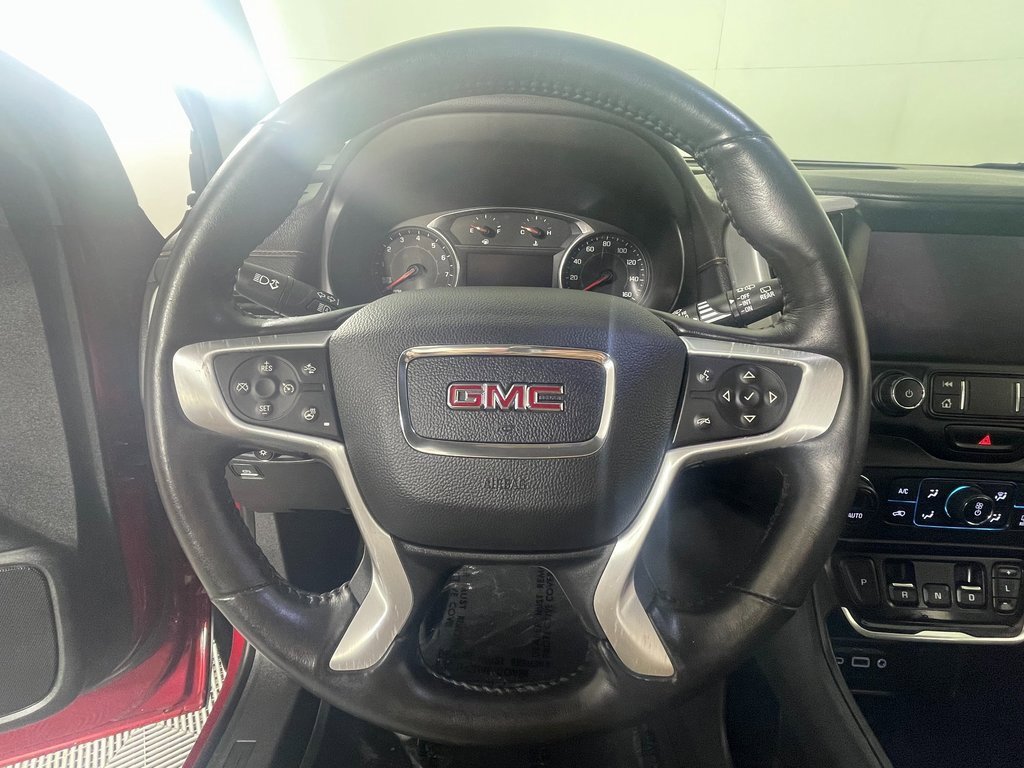 Used 2020 GMC Terrain SLT w/ Preferred Package image 16