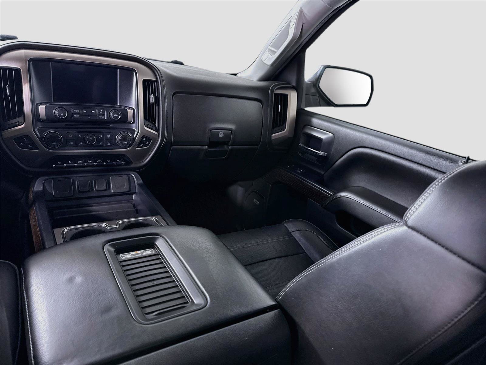 Used 2018 GMC Sierra 1500 Denali w/ Denali Ultimate Package AWD/4WD image 18