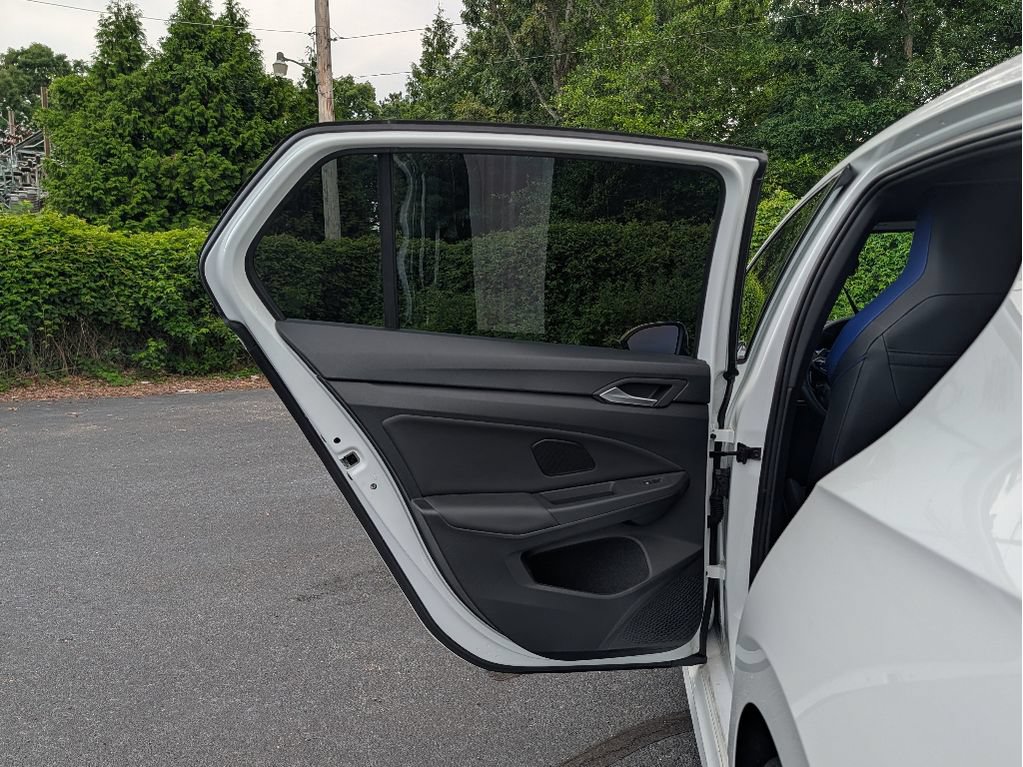 Used 2024 Volkswagen Golf R AWD/4WD image 11