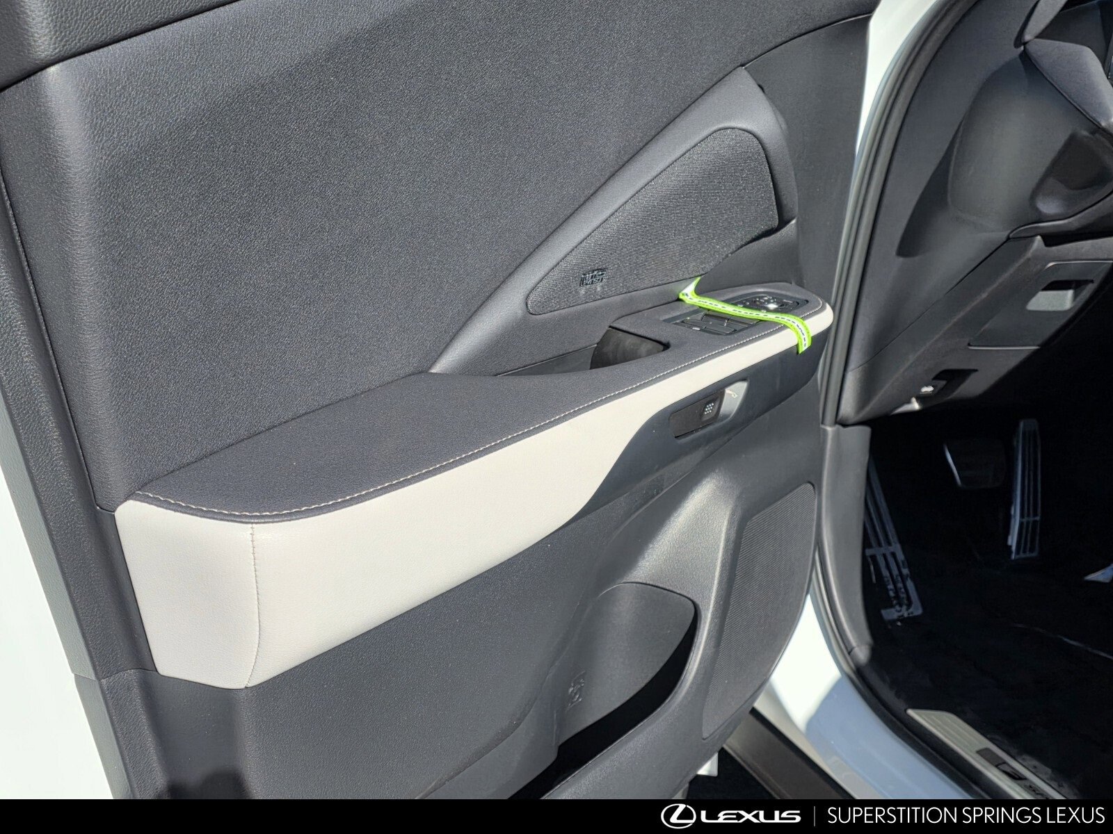 New 2026 Lexus TX 500h AWD image 11