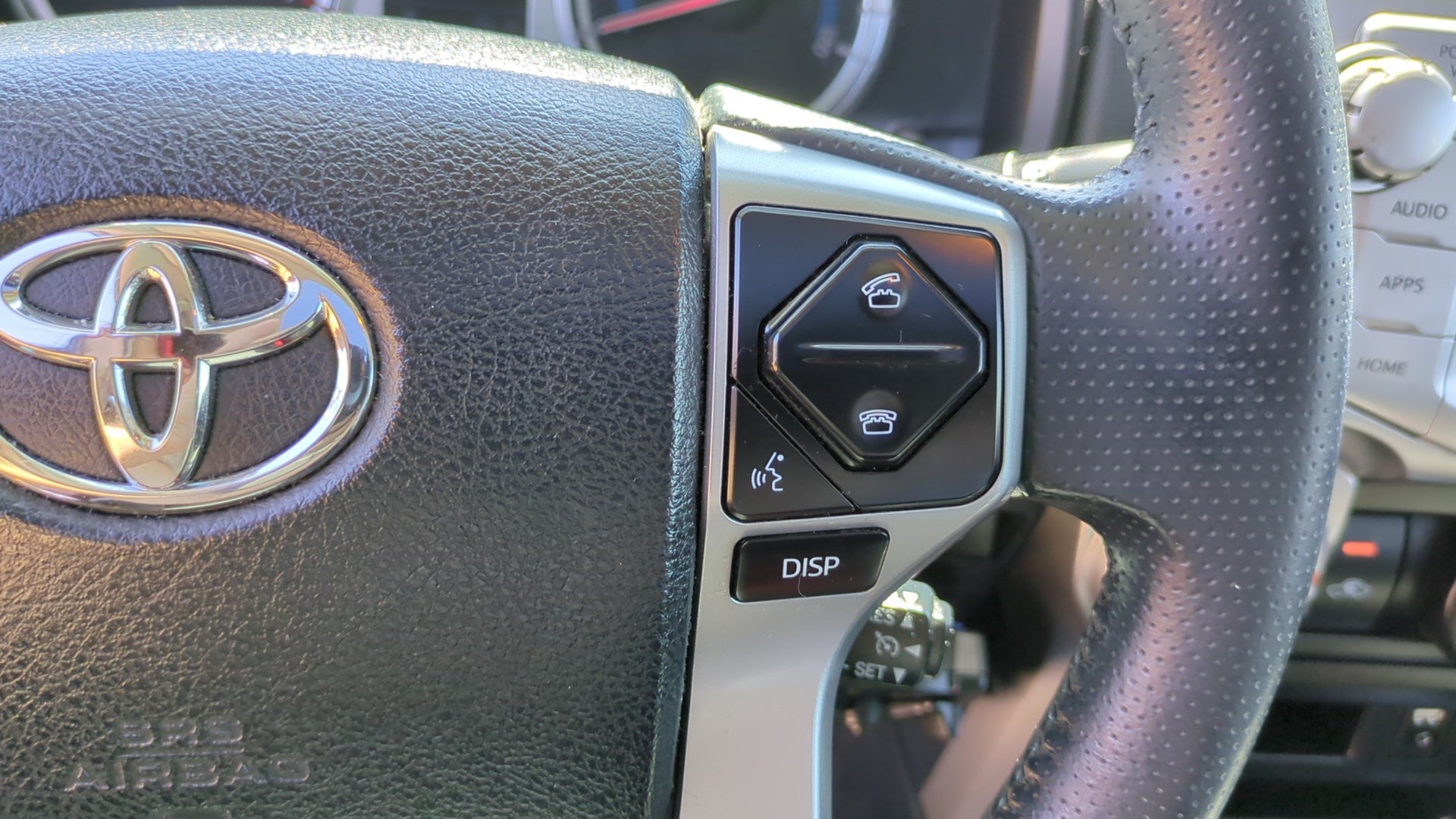 Used 2017 Toyota 4Runner SR5 Premium AWD/4WD image 18
