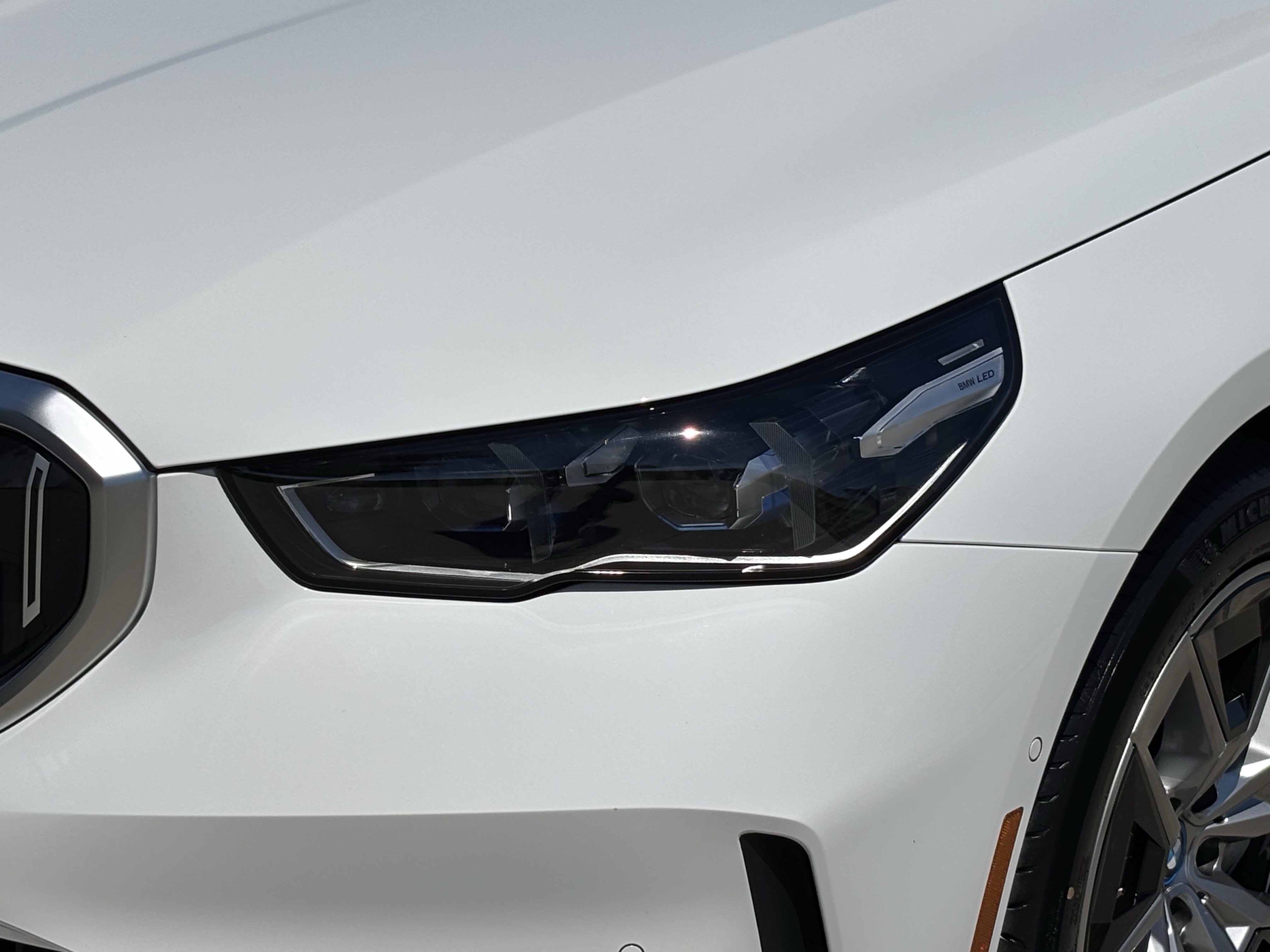 Certified 2024 BMW i5 eDrive40i w/ Convenience Package RWD image 6