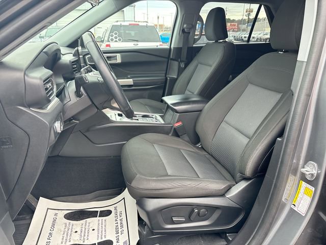 Used 2022 Ford Explorer XLT image 17