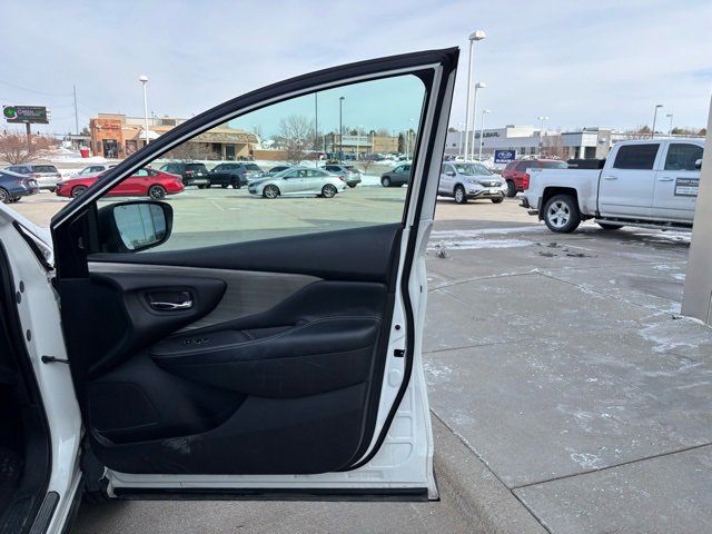 Used 2017 Nissan Murano Platinum w/ Platinum Technology Package image 22