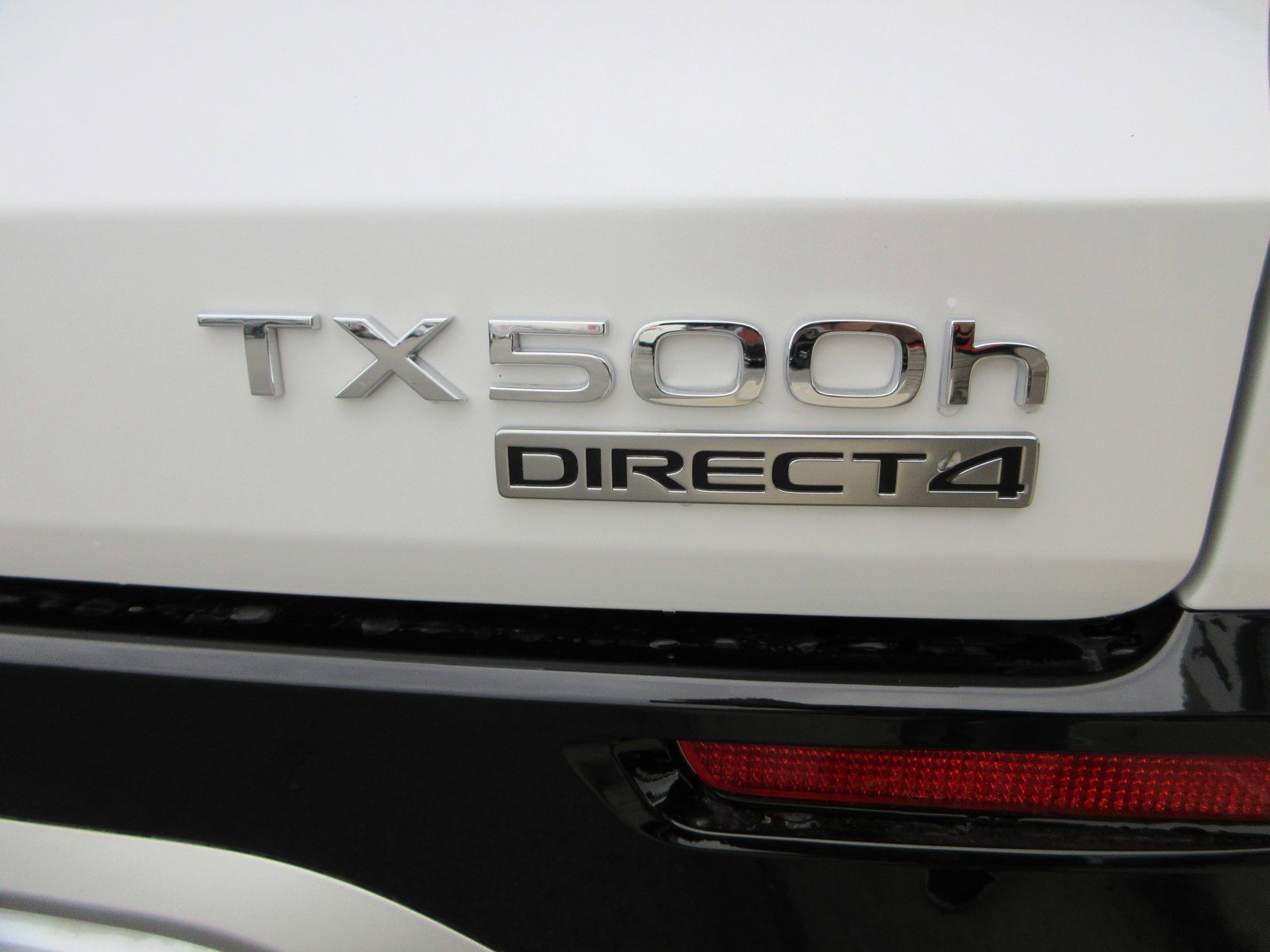 New 2026 Lexus TX 500h AWD image 9