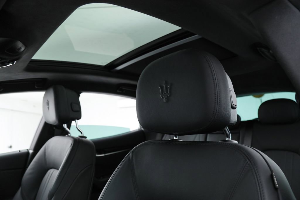 Certified 2022 Maserati Levante GT image 22