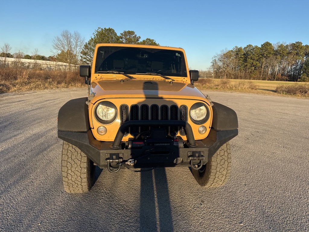 Used 2014 Jeep Wrangler Unlimited Rubicon w/ Max Tow Package image 4