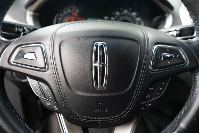 Used 2020 Lincoln MKZ FWD image 22