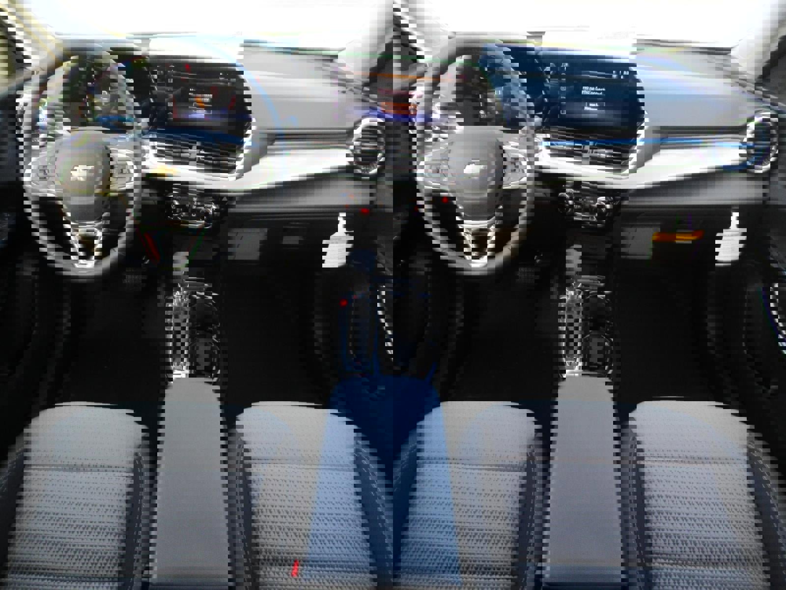 New 2026 Chevrolet Trax LT w/ Driver Confidence Package image 12