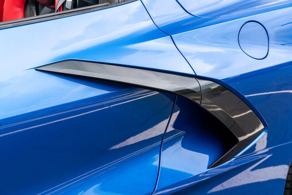 Used 2020 Chevrolet Corvette Stingray Premium Cpe w/ 3LT Preferred Equipment Group RWD image 32