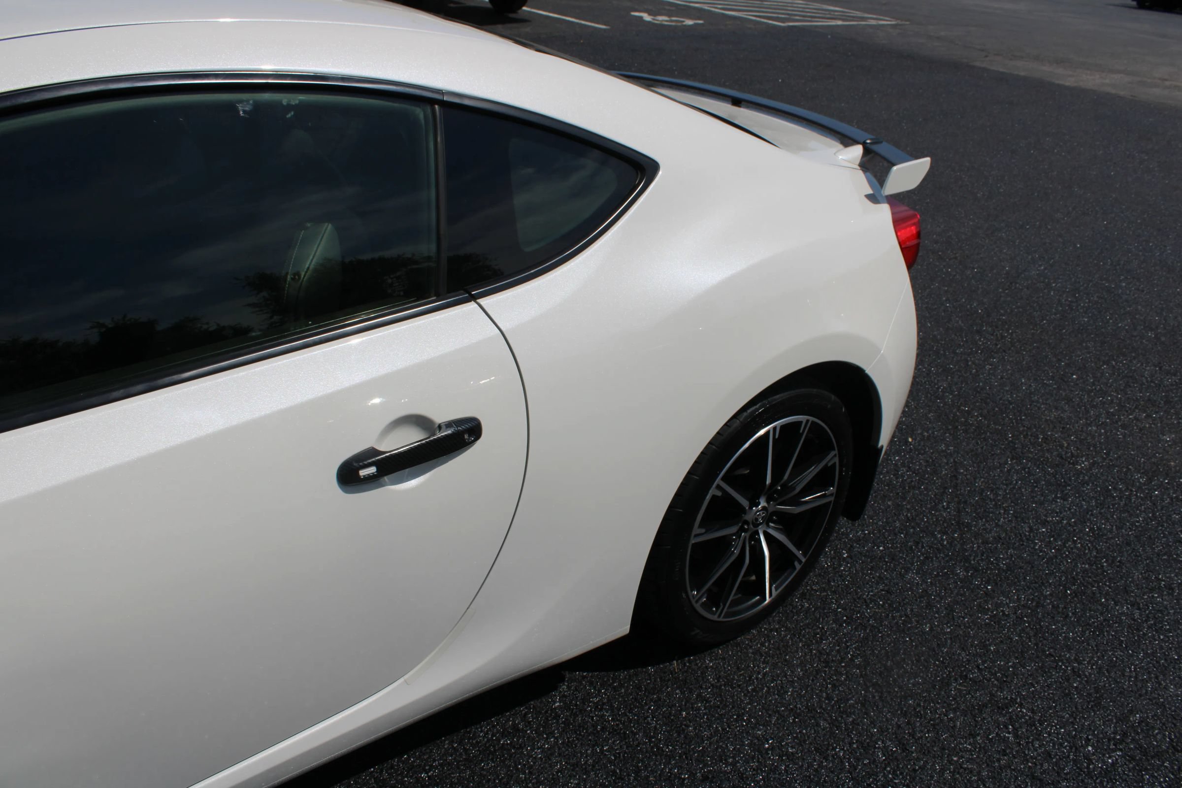 Used 2019 Toyota 86 RWD image 4