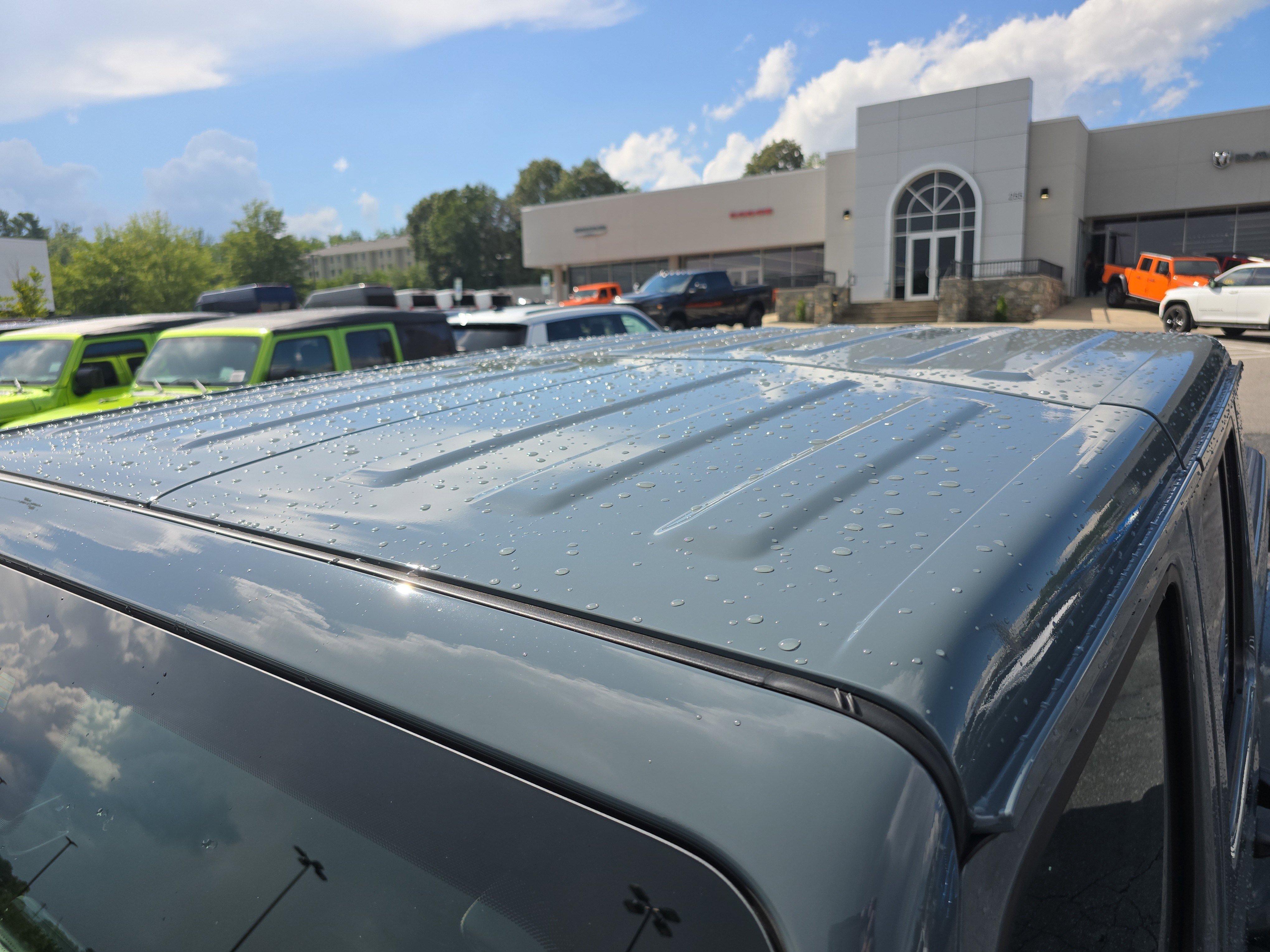 New 2025 Jeep Gladiator Sport w/ Premium Package image 10