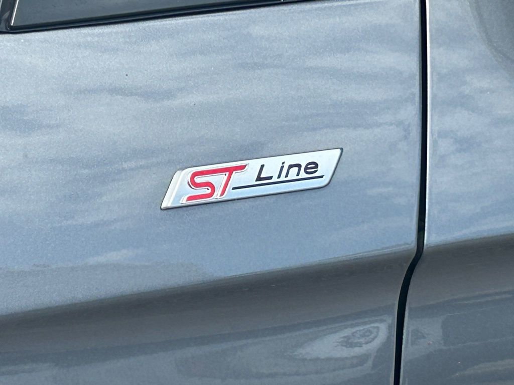 Used 2023 Ford Edge ST-Line w/ Cargo Accessory Package image 15