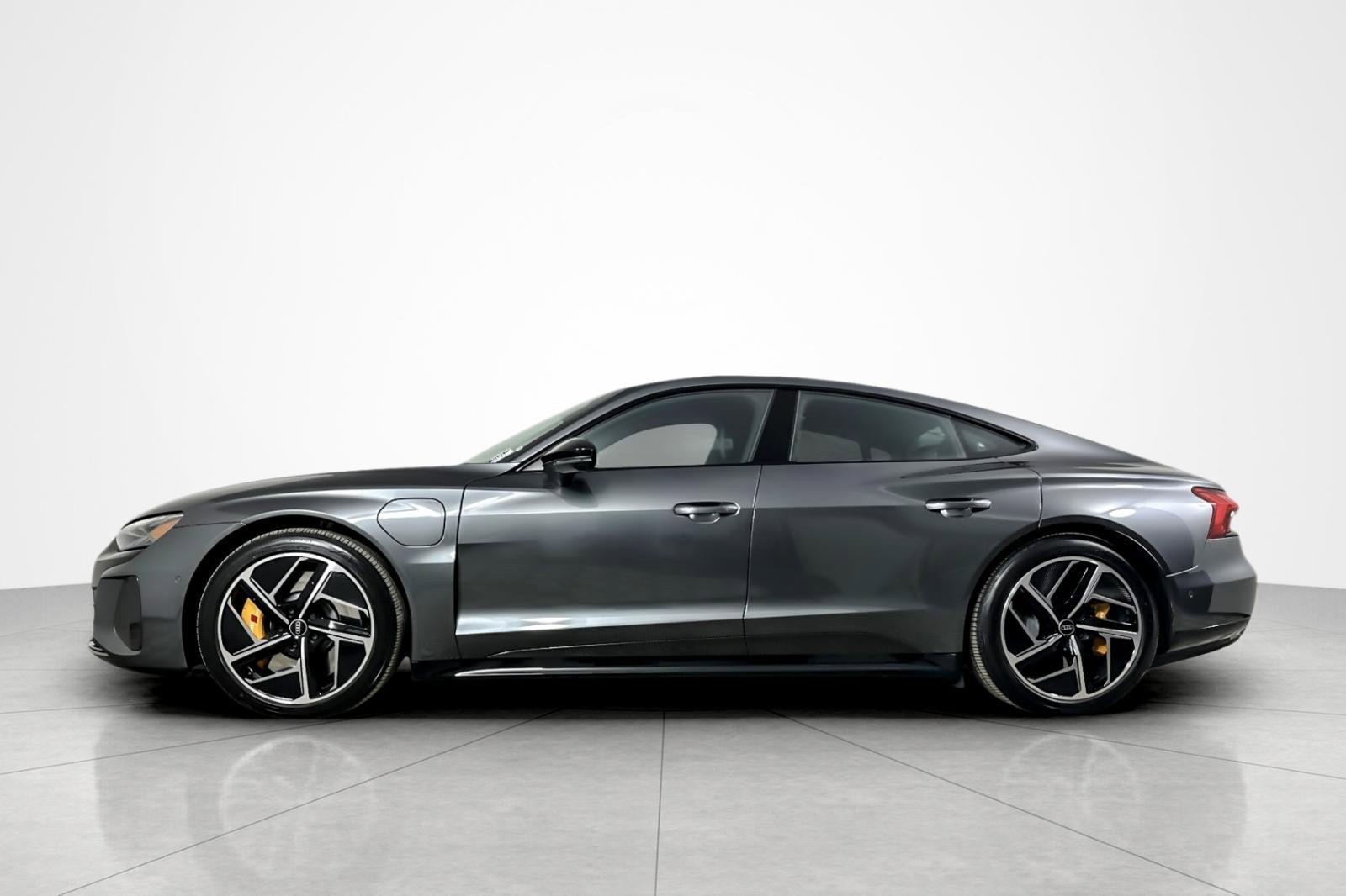 Certified 2024 Audi RS e-tron GT w/ Carbon Performance Package image 2