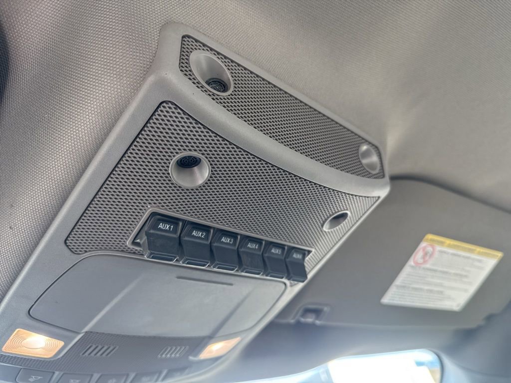 Used 2021 Ford F550 2WD Regular Cab Super Duty image 17