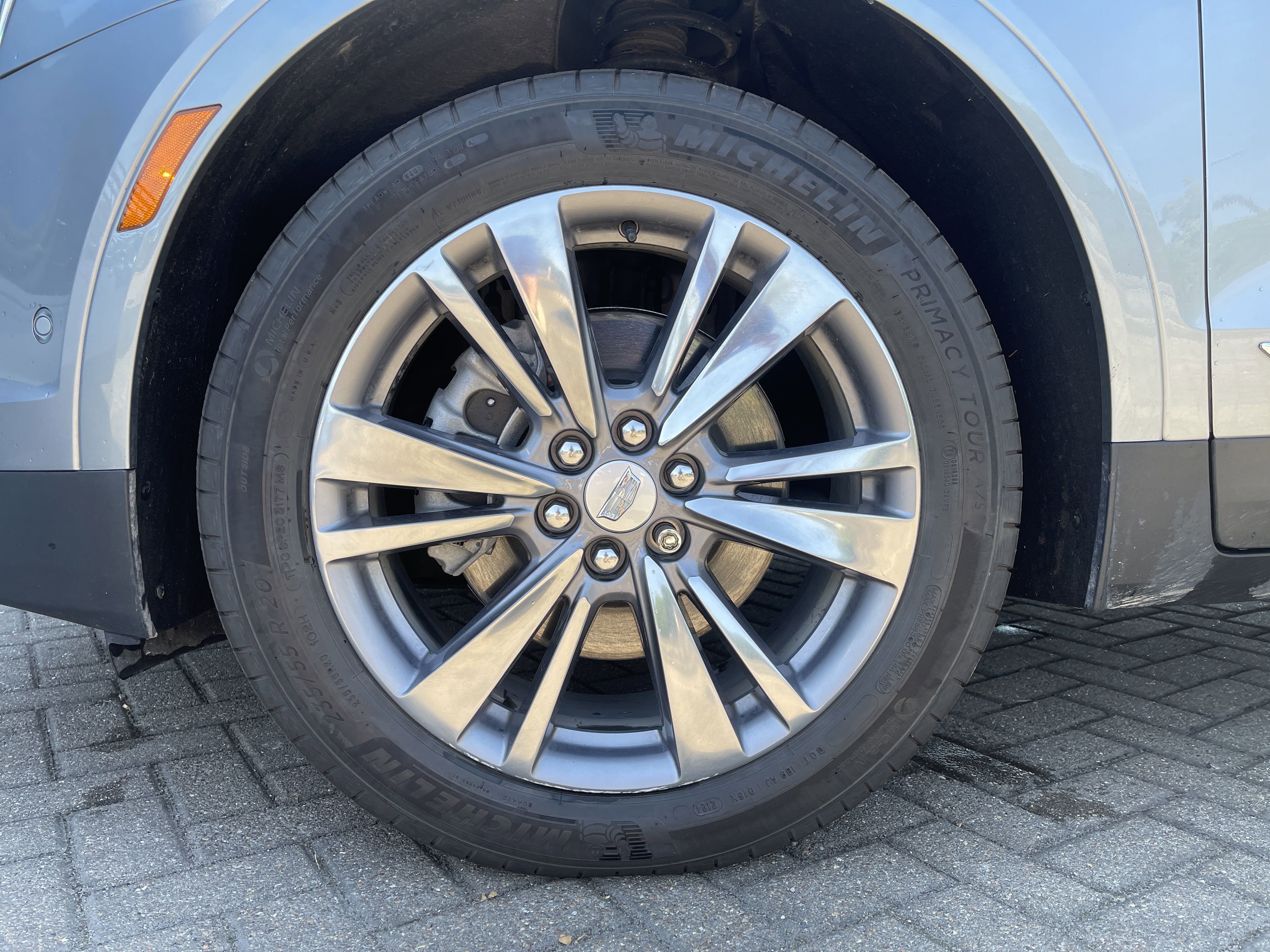 Used 2025 Cadillac XT5 Premium Luxury w/ Technology Package image 11