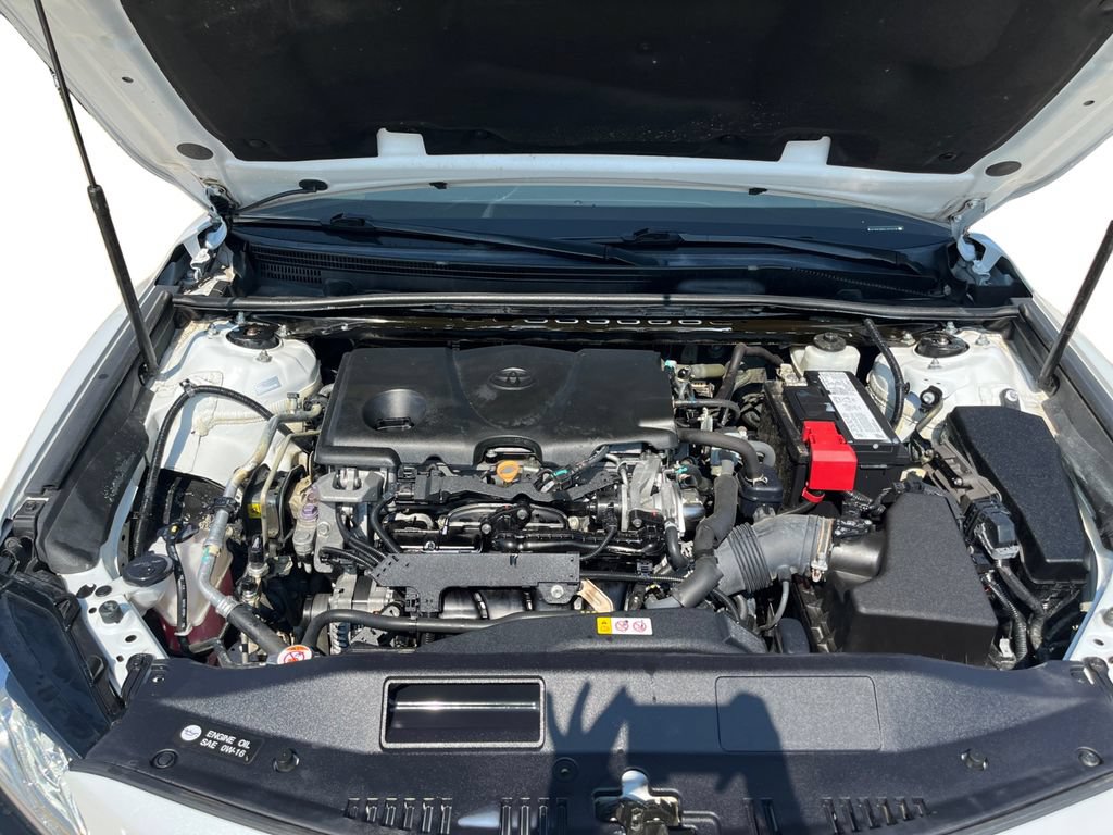 Used 2020 Toyota Camry XSE FWD image 32