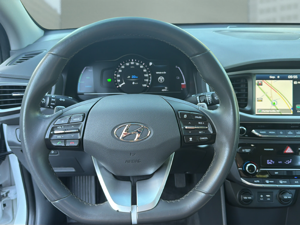 Used 2019 Hyundai Ioniq Limited FWD image 21