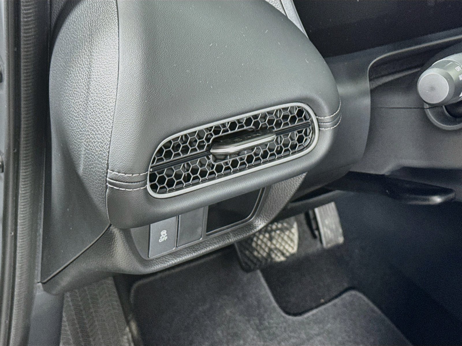 Used 2027 Honda HR-V EX-L image 13