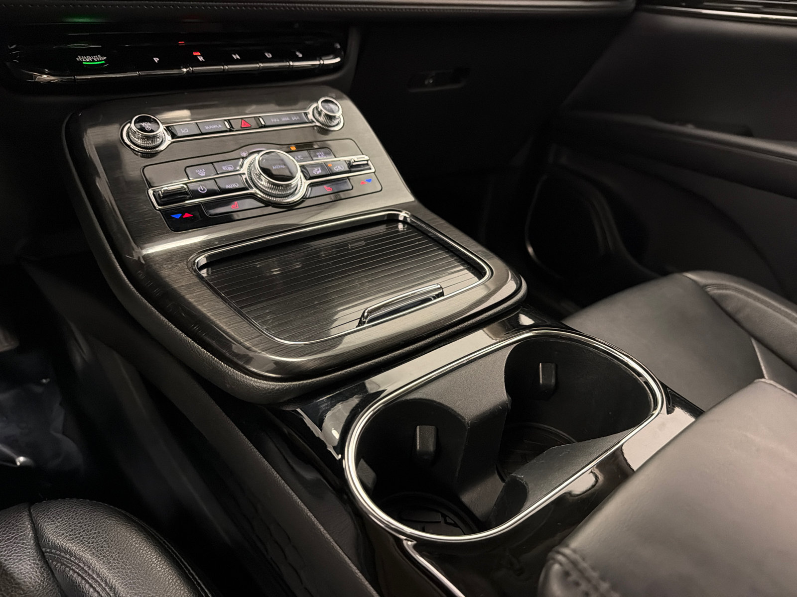 Certified 2023 Lincoln Nautilus AWD w/ Premium Package image 28