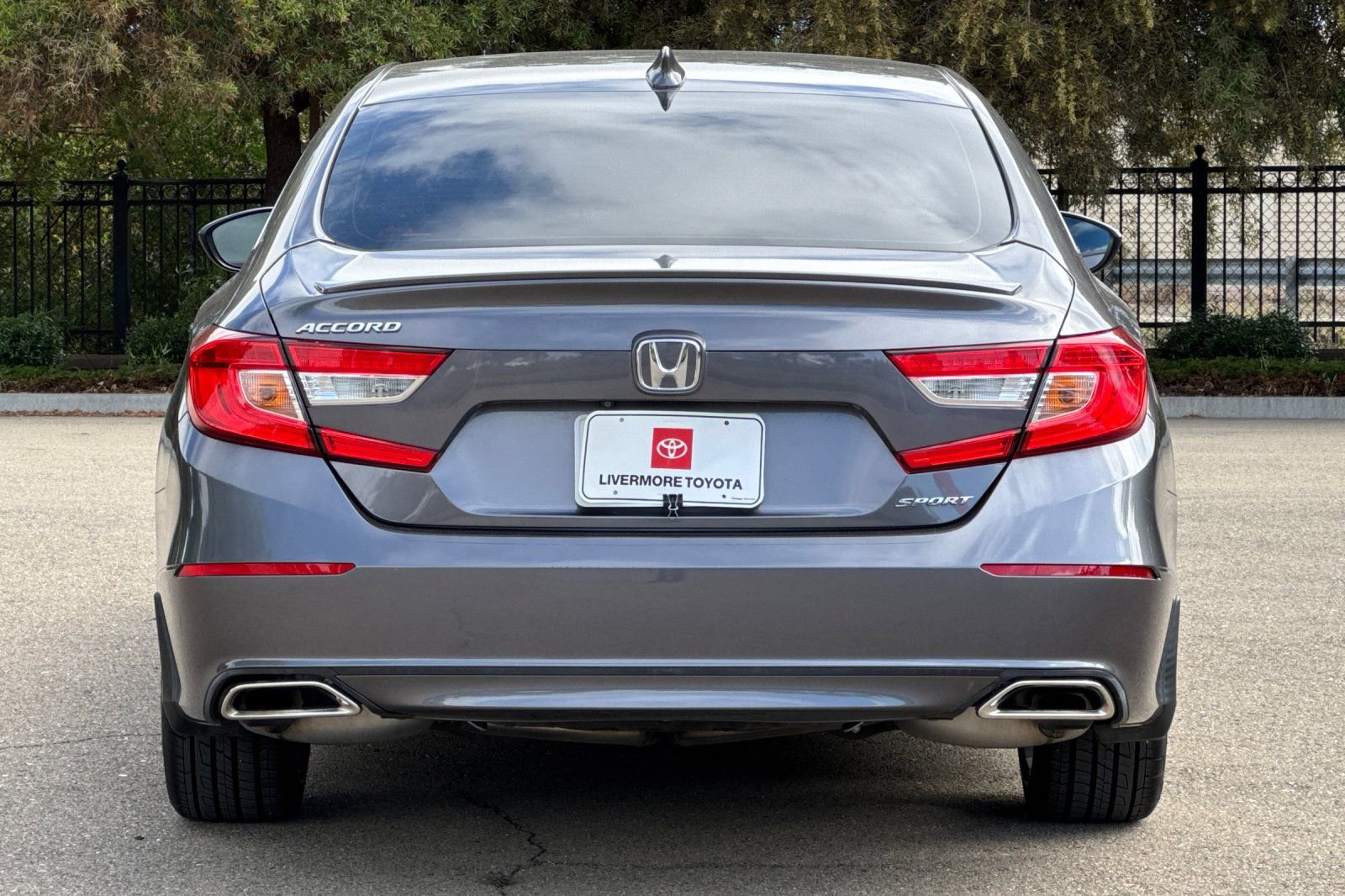 Used 2018 Honda Accord Sport image 5