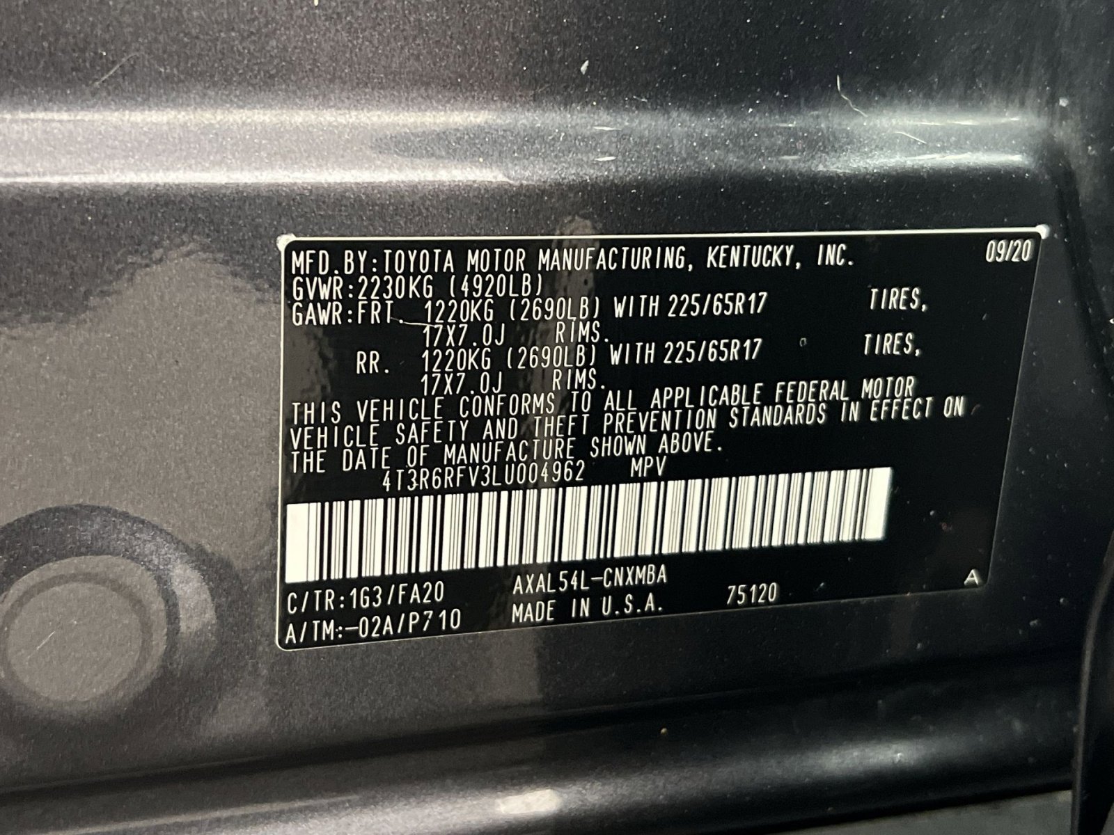 Used 2020 Toyota RAV4 XLE image 28