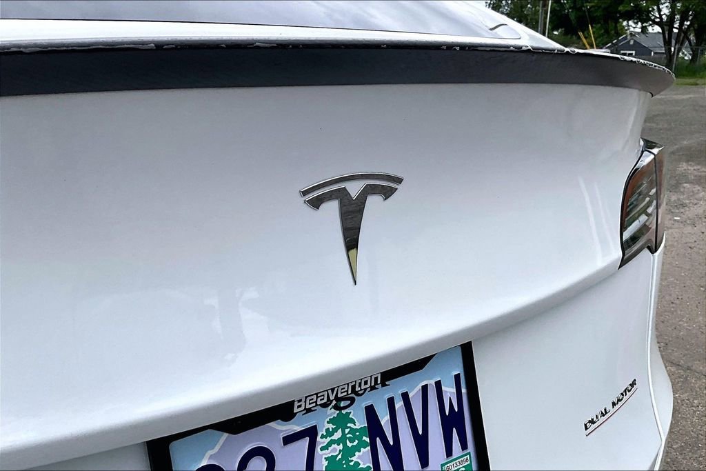 Used 2022 Tesla Model Y Performance AWD/4WD image 33