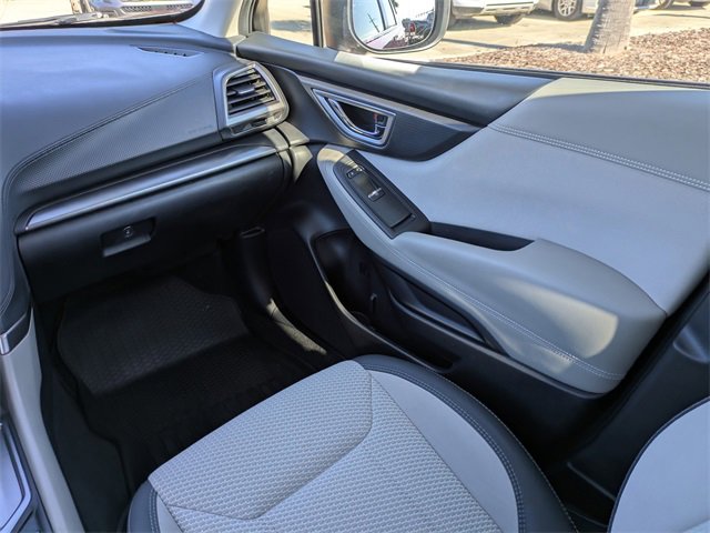 Used 2019 Subaru Forester Premium w/ All-Weather Package image 17