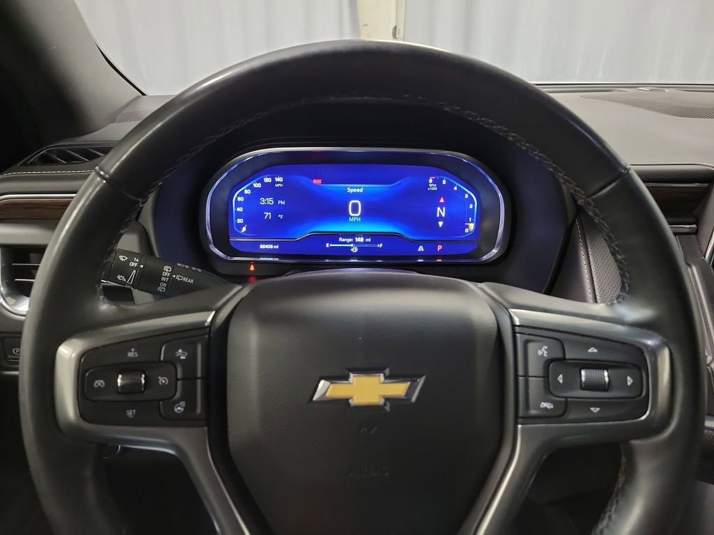 Used 2023 Chevrolet Suburban Premier image 14