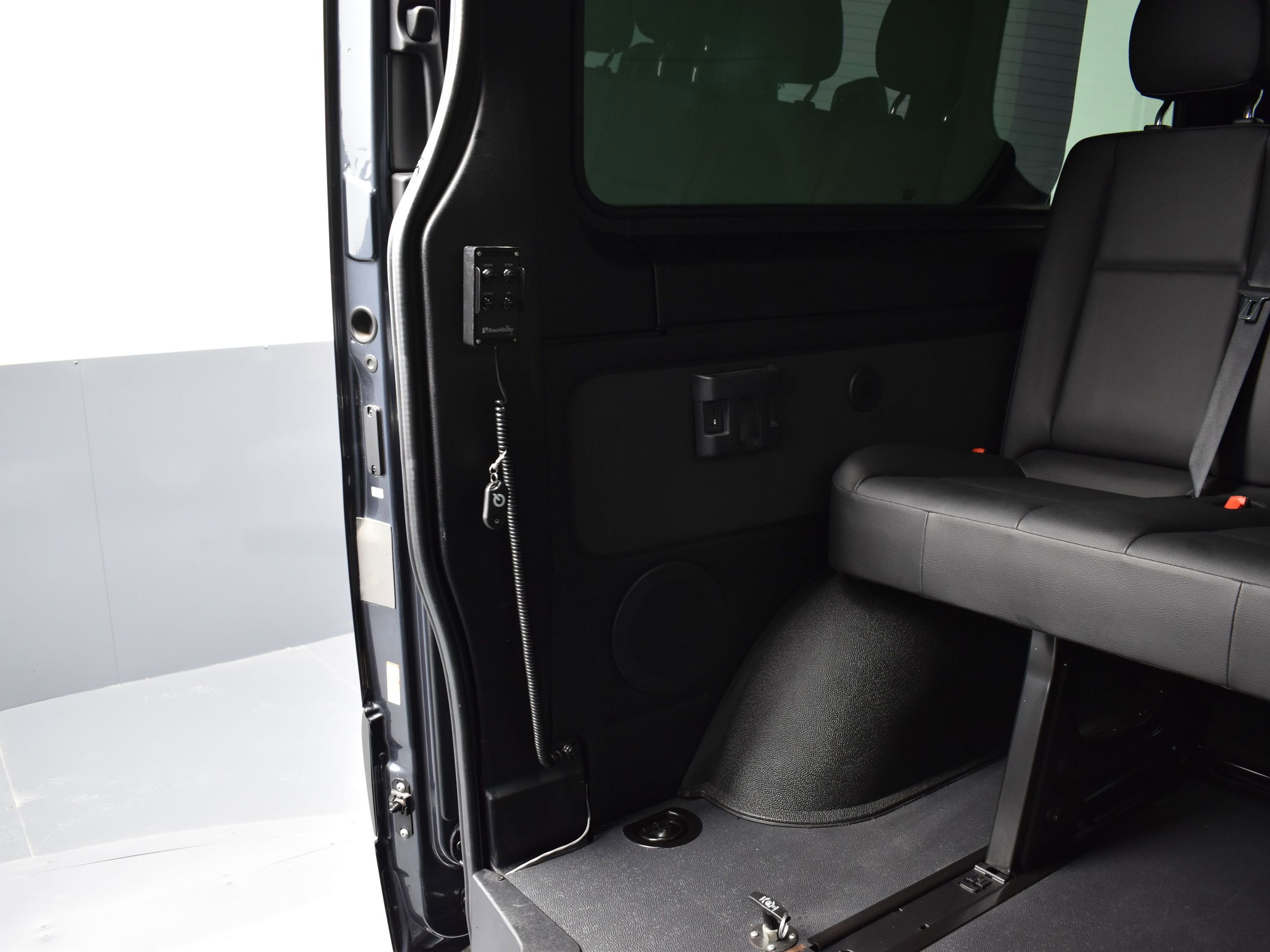 Used 2019 Mercedes-Benz Sprinter 2500 image 44