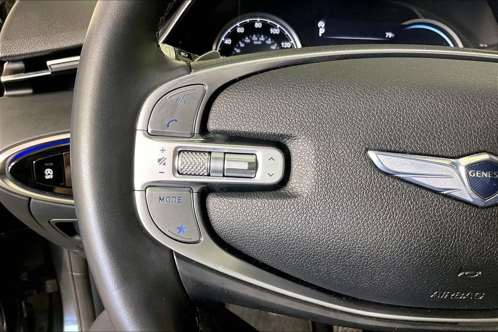Used 2022 Genesis GV70 2.5T w/ Advanced Package image 27