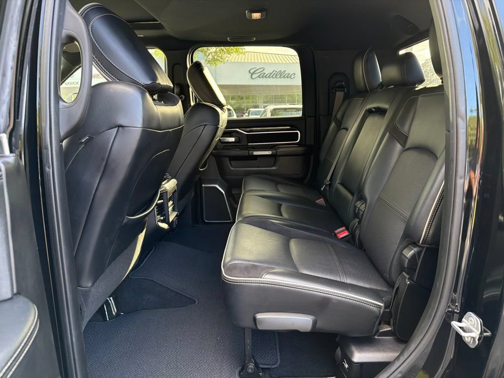 Used 2019 RAM 3500 Laramie AWD/4WD image 9