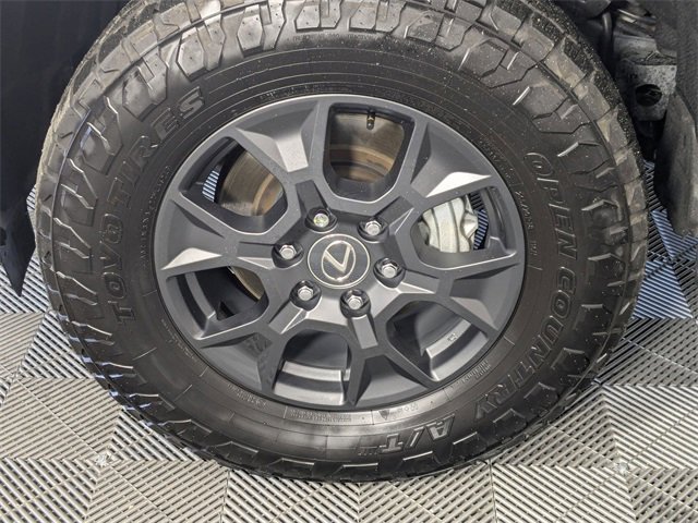 Used 2024 Lexus GX 550 image 8