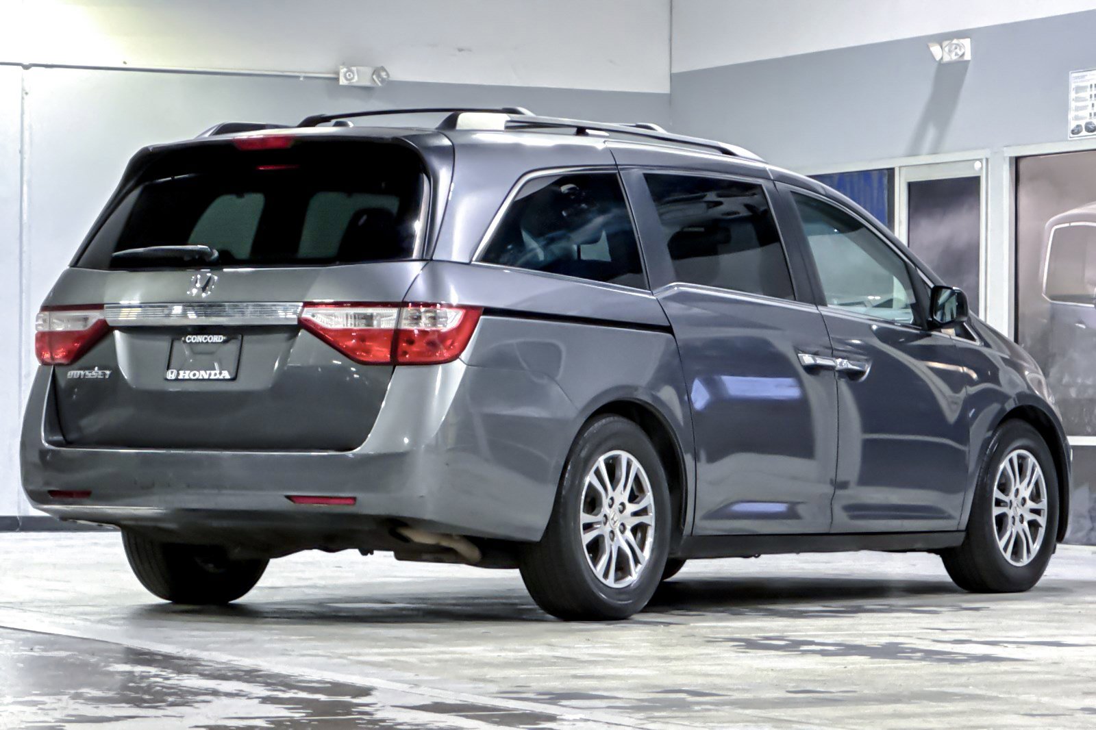 Used 2012 Honda Odyssey EX-L image 9