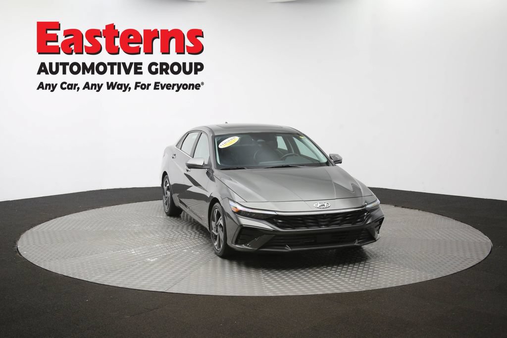 Used 2024 Hyundai Elantra Limited FWD image 53
