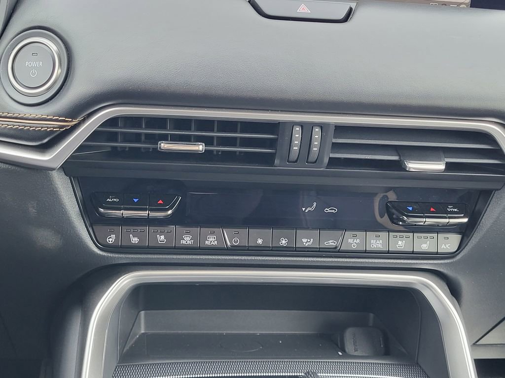 Used 2025 MAZDA CX-70 Plug-In Hybrid w/ Premium Plus image 19