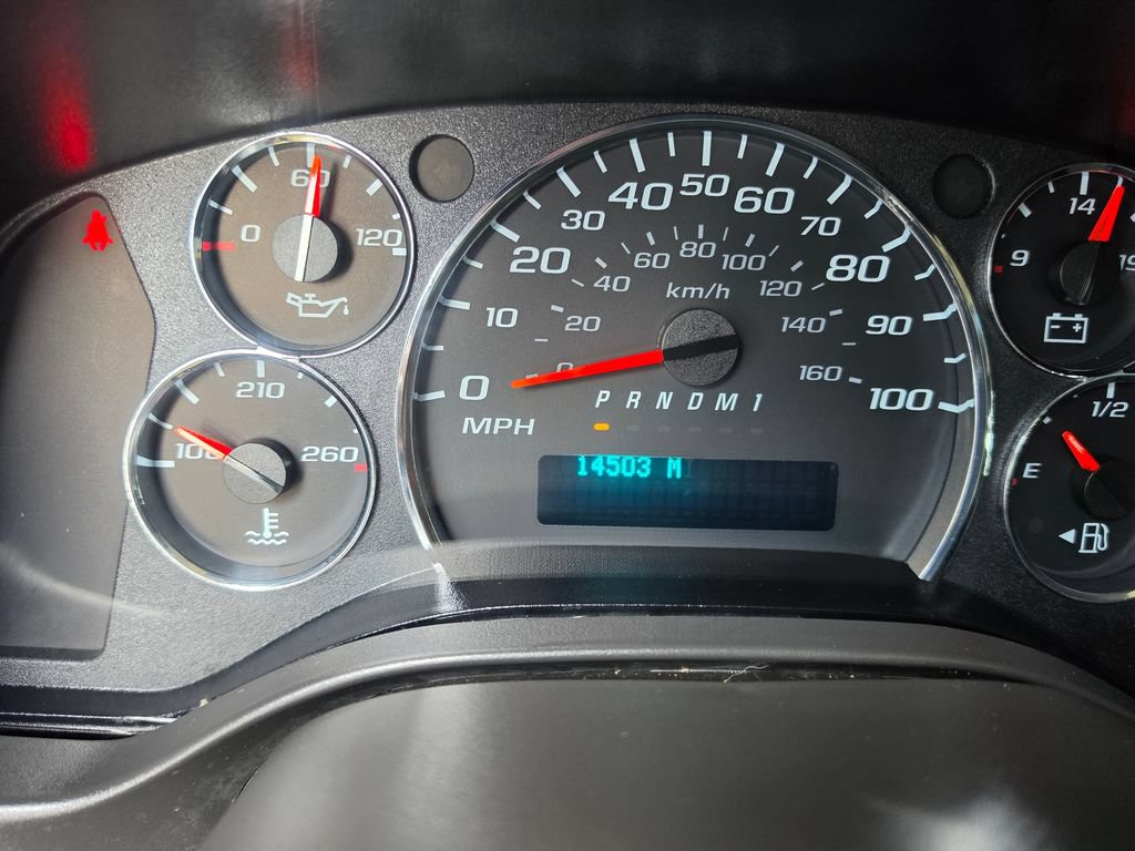 Certified 2025 Chevrolet Express 2500 w/ Driver Convenience Package RWD image 23