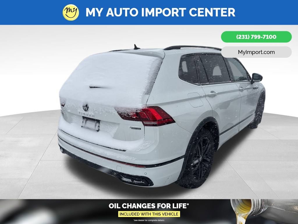 Used 2022 Volkswagen Tiguan SE R-Line image 5