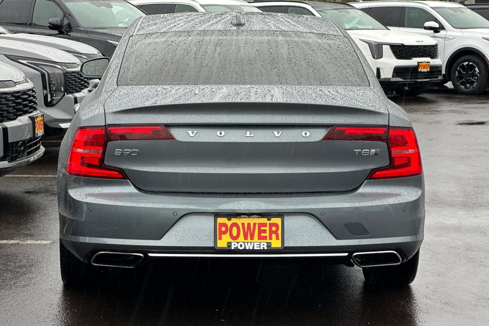 Used 2018 Volvo S90 T8 Inscription w/ Convenience Package image 5