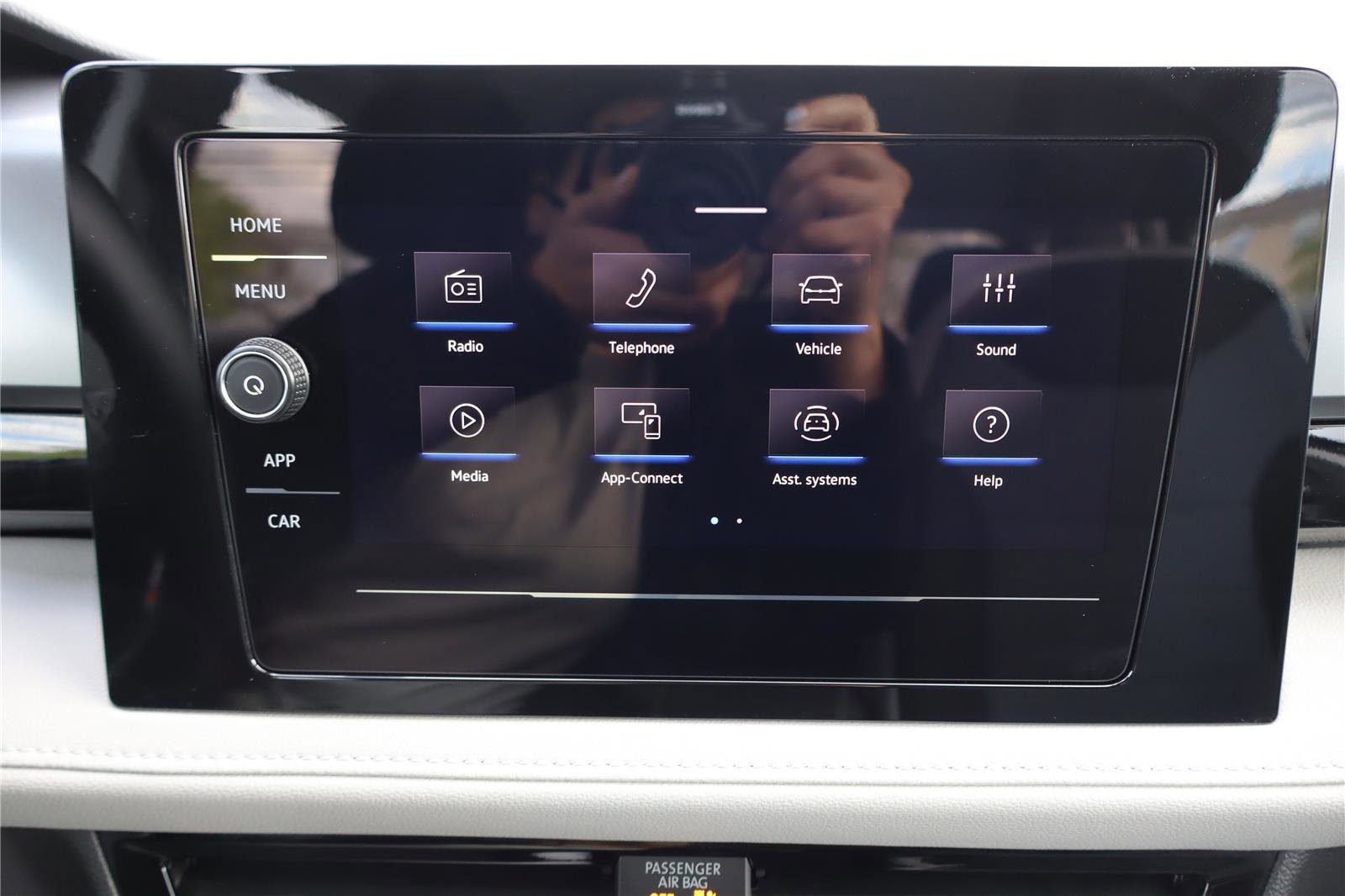 Certified 2025 Volkswagen Taos S image 19