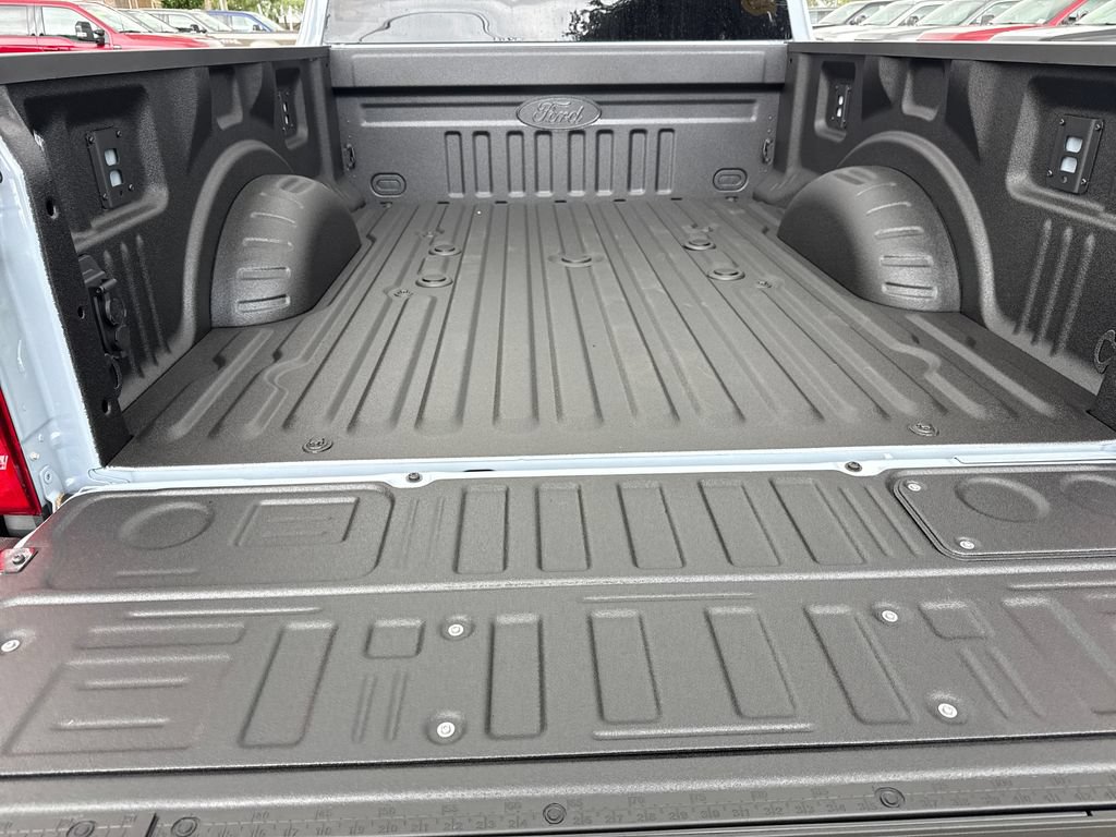 New 2027 Ford F250 Lariat w/ Black Appearance Package AWD/4WD image 22