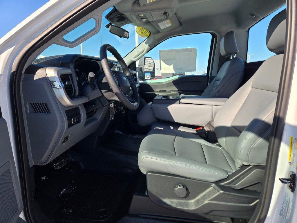 New 2026 Ford F350 XL w/ XL Off-Road Package image 13
