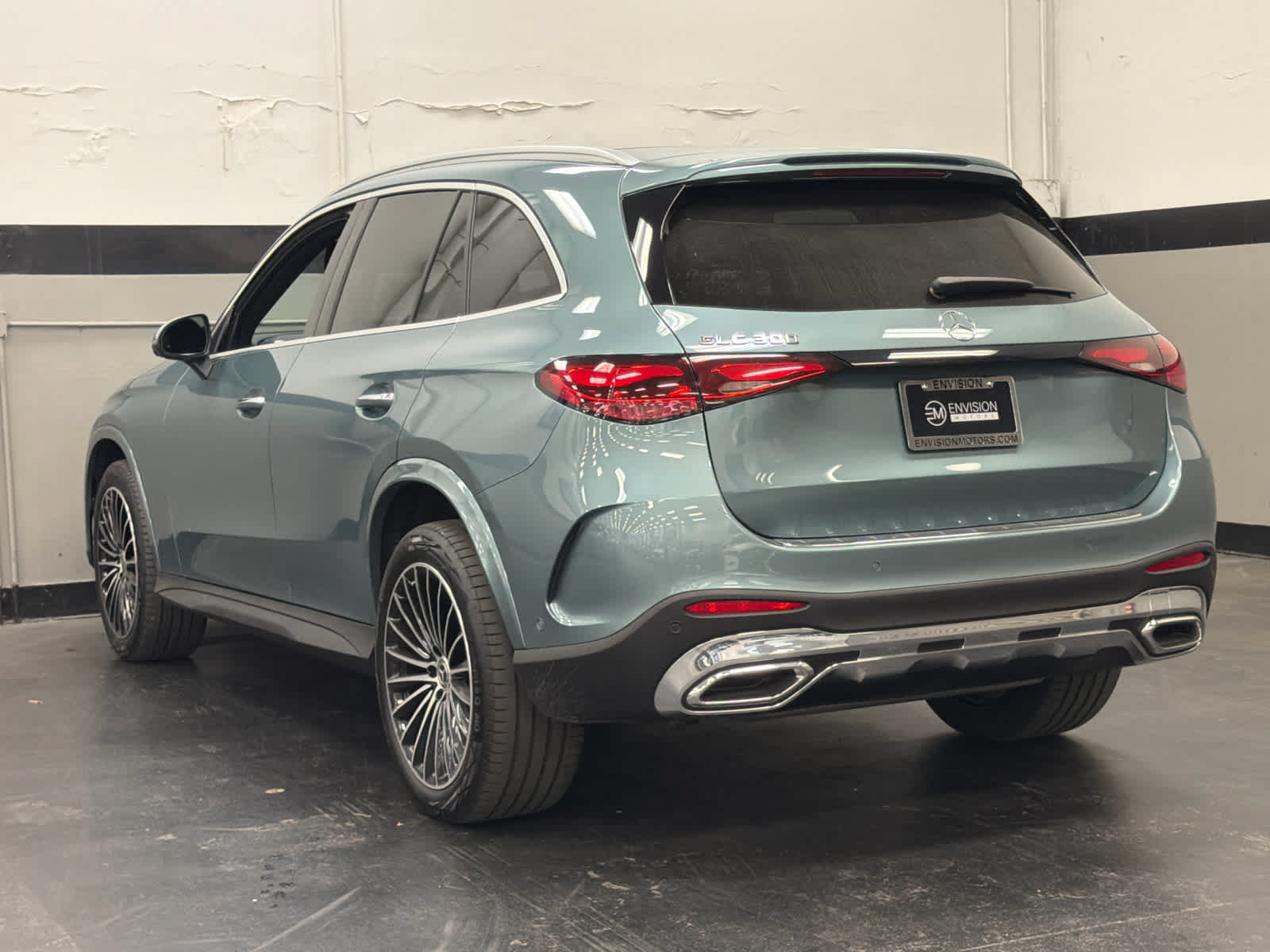 Used 2026 Mercedes-Benz GLC 300 image 10