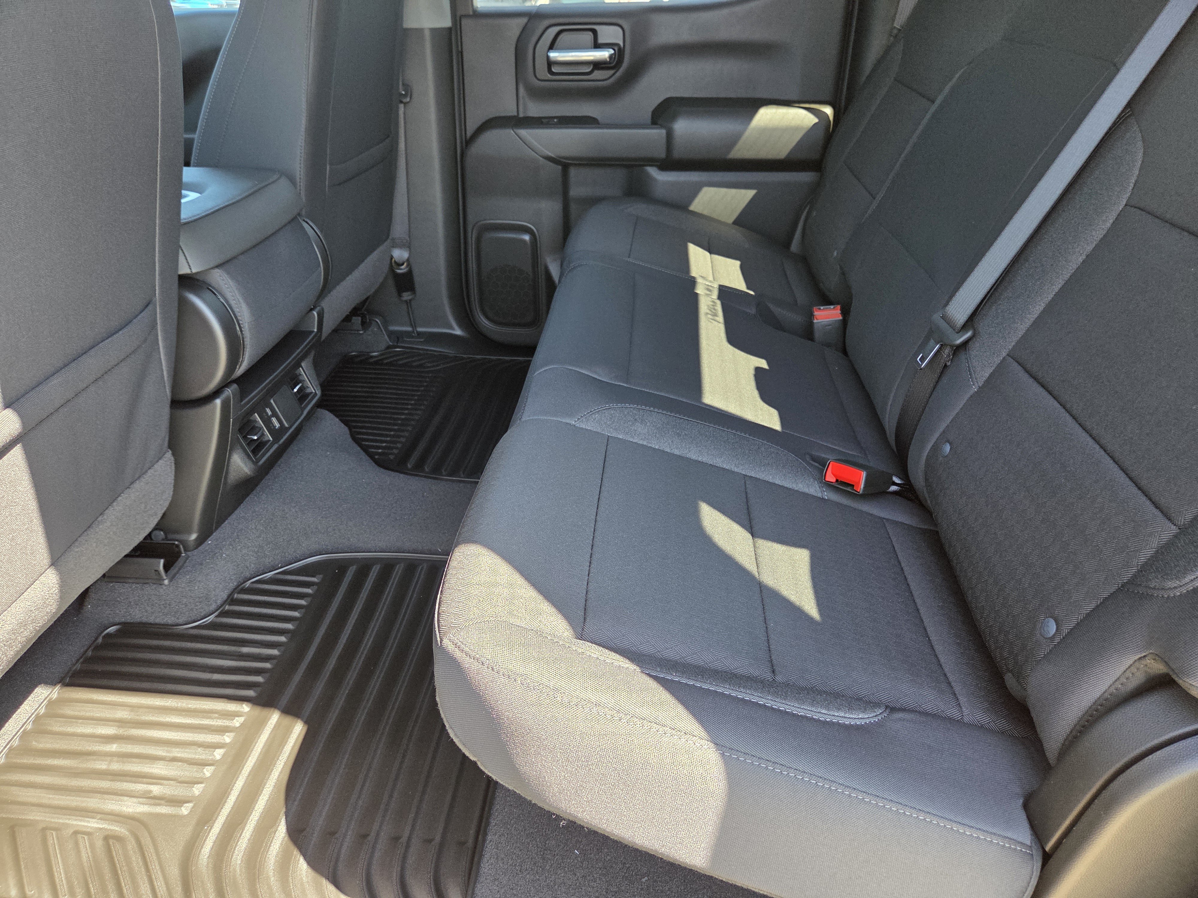 New 2026 Chevrolet Silverado 1500 Custom RWD image 22