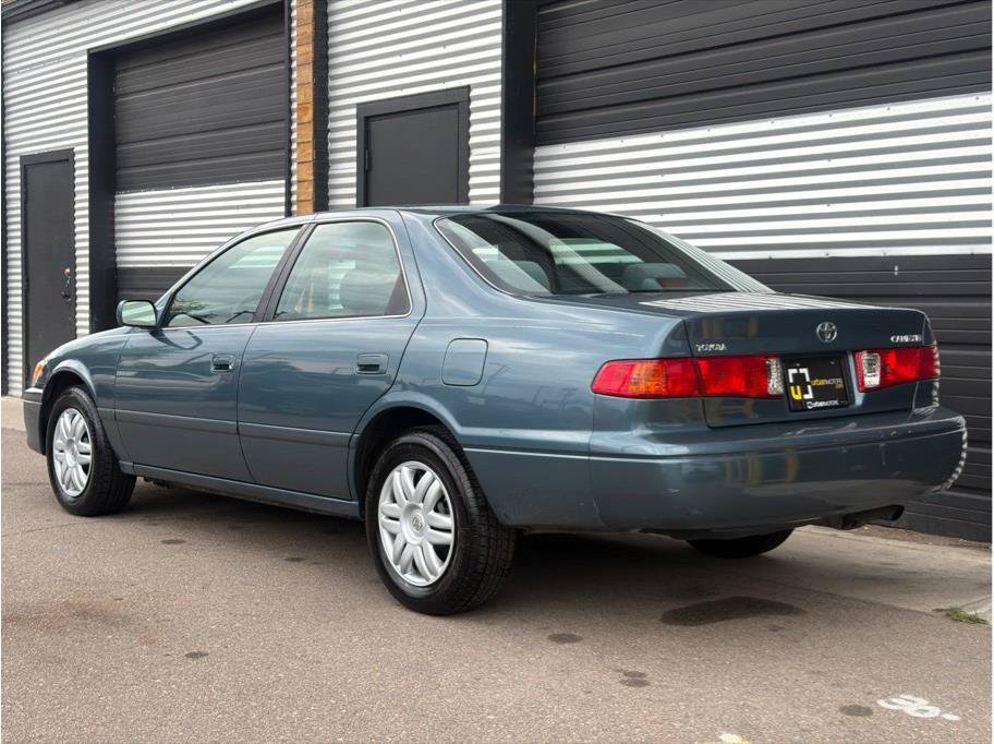 Used 2001 Toyota Camry LE FWD image 7