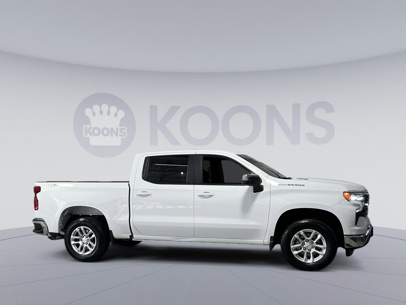 Used 2025 Chevrolet Silverado 1500 LT AWD/4WD image 17