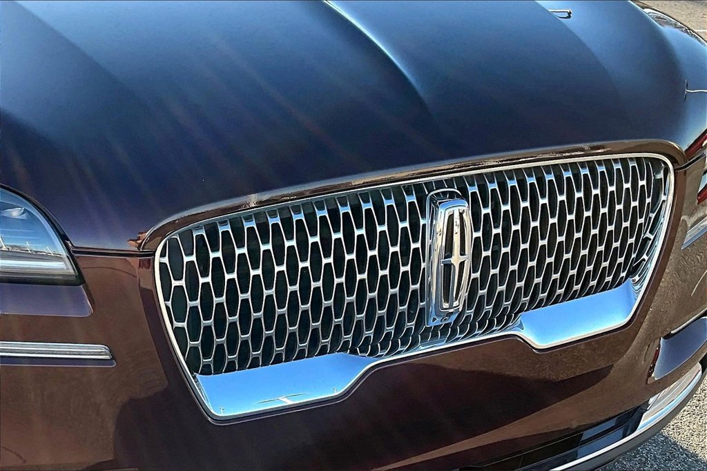 Used 2020 Lincoln Aviator Reserve image 31