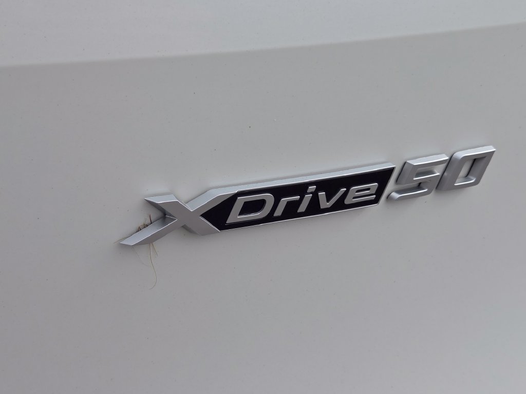 Used 2023 BMW iX xDrive50 w/ Premium Package AWD/4WD image 30