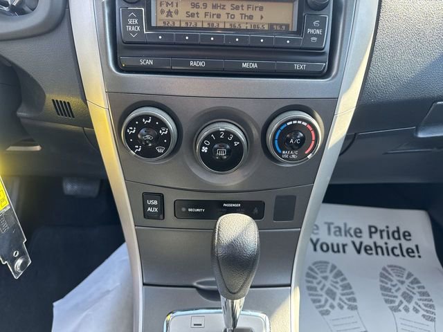 Used 2012 Toyota Corolla S image 19